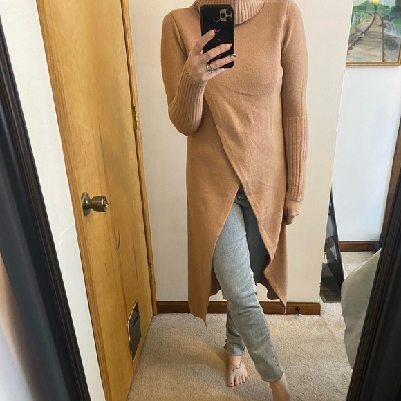 G by Giuliano Black Label Turtleneck Tan Maxi Cross Front Sweater - Picture 6 of 11